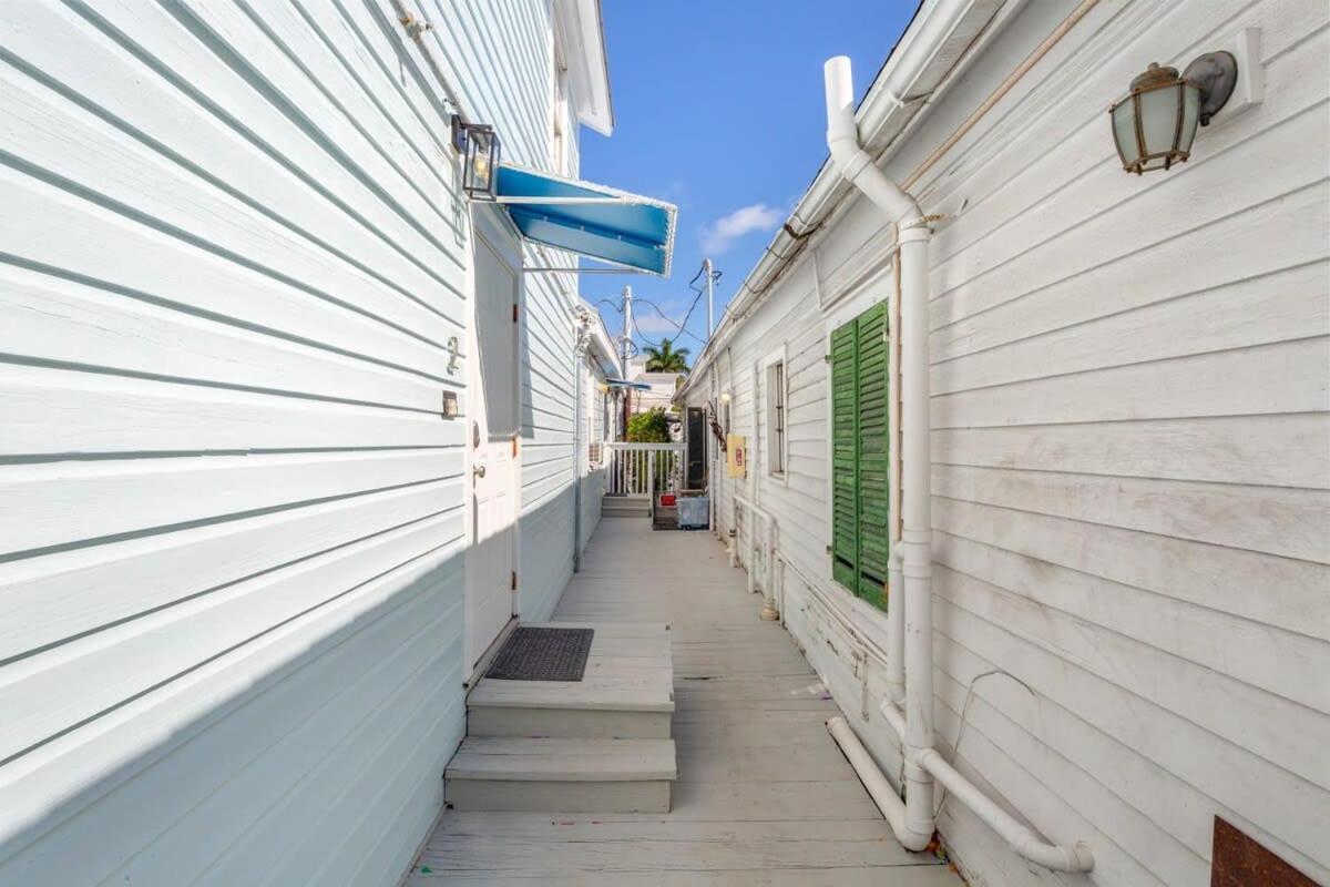 Cloud Suite On Duval Key West Exterior foto